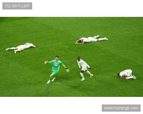 库尔图瓦：3次萨莫拉奖与门将冲击金球的上限分析