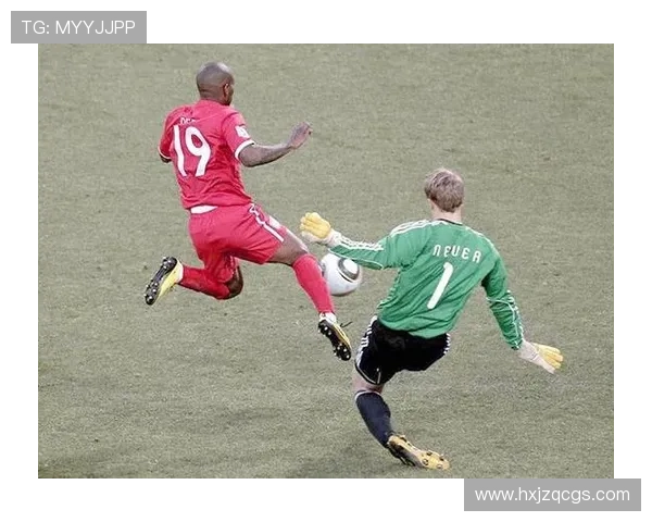 诺伊尔巅峰期对阵梅西的防守与进攻应对解析