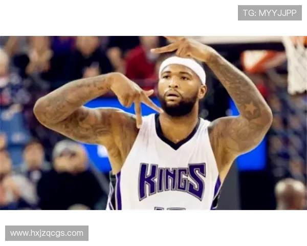 詹姆斯家餐桌光景，菜都能拍电影档次了？这日常感觉哪儿像传说中的球王啊